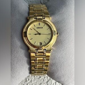 GUCCI 9200M men’s watch 10microns gold plated